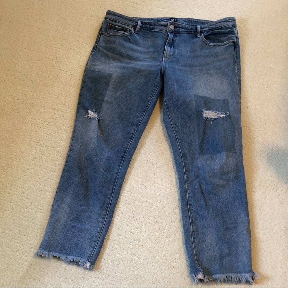 Gap distressed, cropped Girlfriend jeans